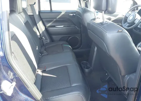 2014 Jeep Compass Latitude z USA, uszkodzony, nr VIN 1C4NJDEB0ED886485